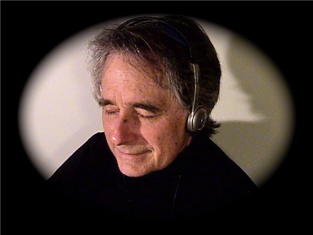 One Minute Sound Series Man using the sound